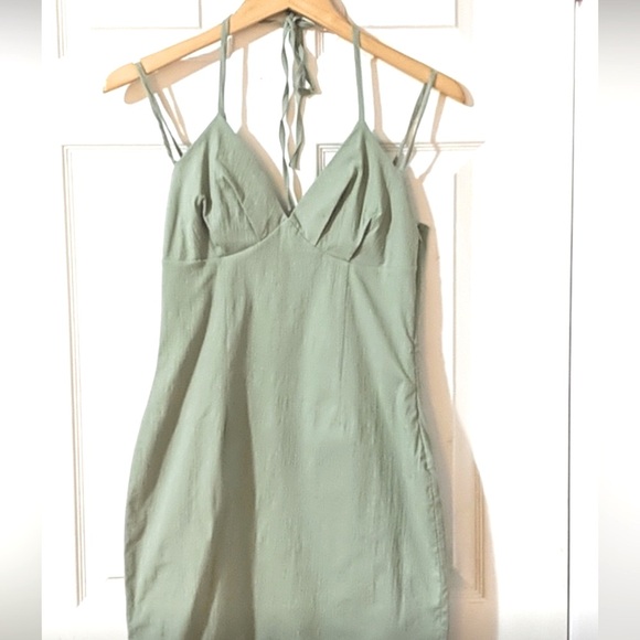 💫NWT SUPERDOWN Nova Halter Mini Dress - Picture 3 of 7